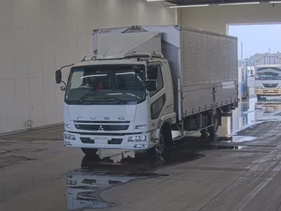 Mitsubishi FUSO FIGHTER