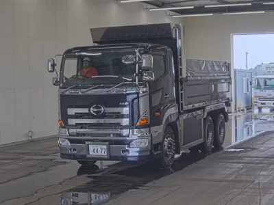 Hino PROFIA
