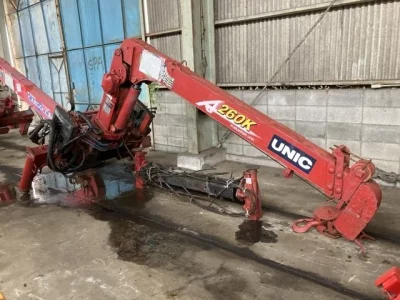 OTHERS UNIC CRANE