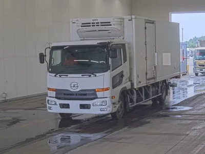 Nissan CONDOR