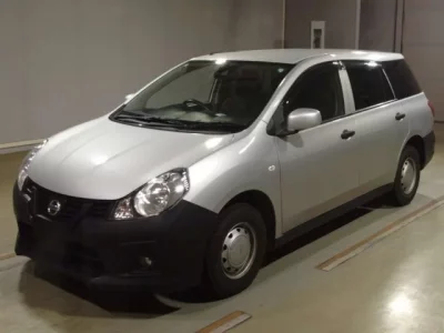 Nissan AD