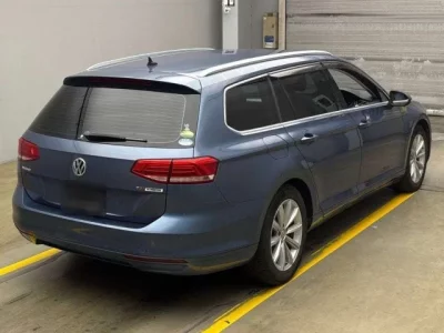 Volkswagen PASSAT VARIANT
