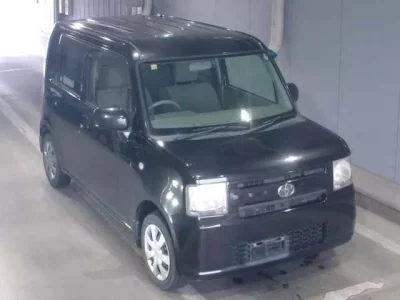 Toyota PIXIS SPACE