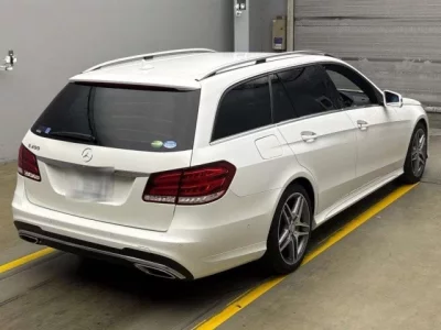 Mercedes-Benz E CLASS WAGON
