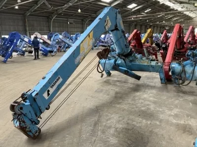 TADANO CRANE