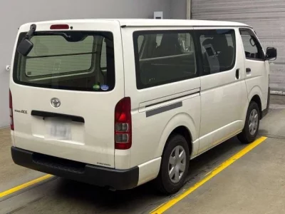 Toyota REGIUS ACE VAN