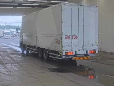 Hino PROFIA