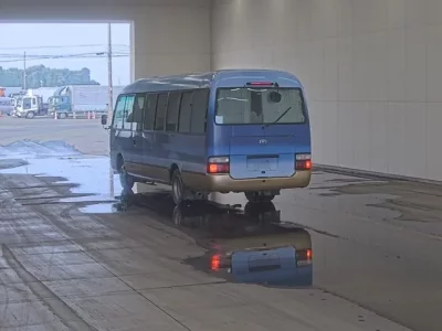 Toyota COASTER