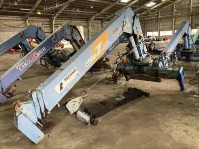 TADANO CRANE
