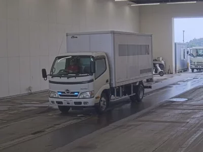 Hino DUTRO