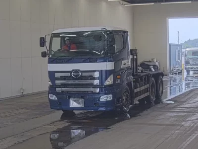 Hino PROFIA
