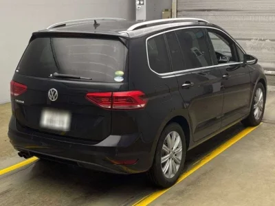 Volkswagen GOLF TOURAN