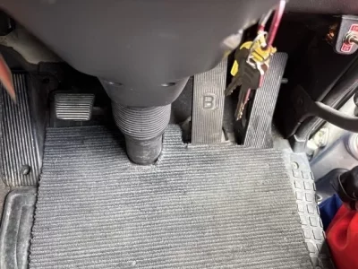 Nissan TRUCK