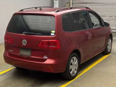 Volkswagen GOLF TOURAN