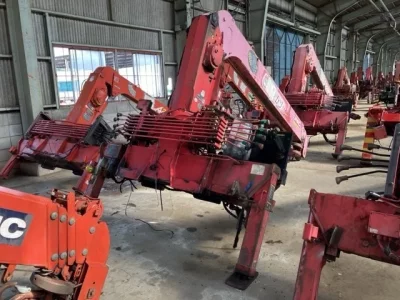 OTHERS UNIC CRANE