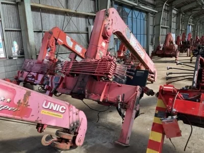 OTHERS UNIC CRANE