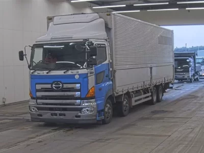 Hino PROFIA