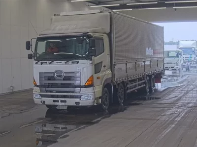 Hino PROFIA