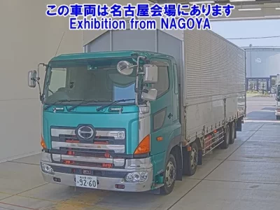 Hino TRUCK