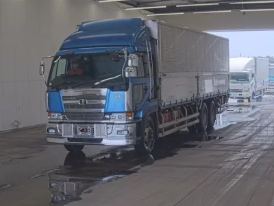 Nissan TRUCK