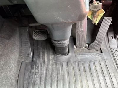 Nissan TRUCK