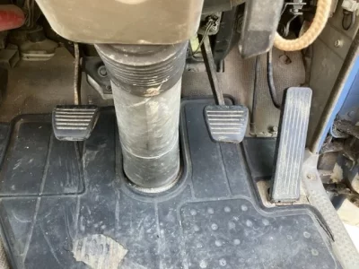 Nissan TRUCK