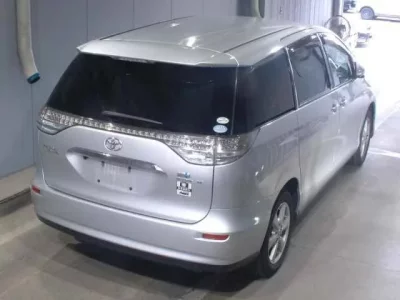 Toyota ESTIMA HYBRID