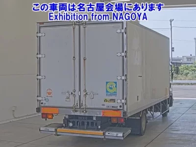 Isuzu TRUCK