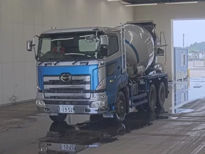 Hino PROFIA
