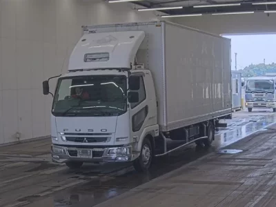 Mitsubishi FUSO FIGHTER