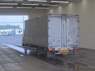 Mitsubishi FUSO FIGHTER