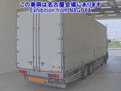 Hino TRUCK