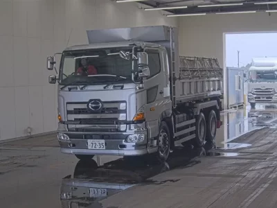Hino PROFIA