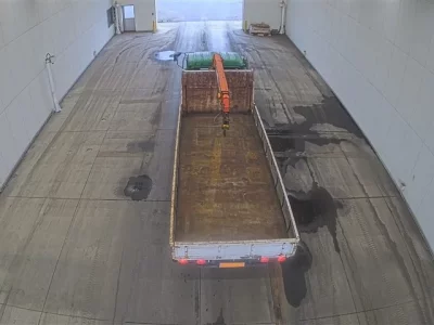 Nissan TRUCK
