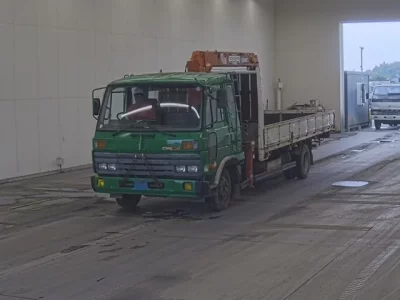 Nissan TRUCK
