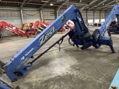 TADANO CRANE
