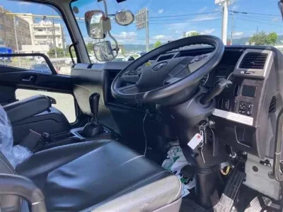 Mitsubishi FUSO FIGHTER