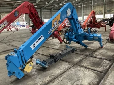 TADANO CRANE
