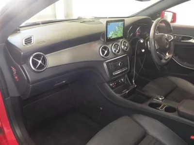 Mercedes-Benz CLA CLASS