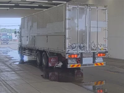 Hino TRUCK