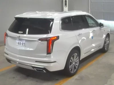 GM CADILLAC XT6