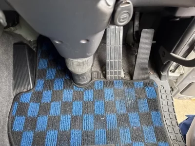 Nissan TRUCK