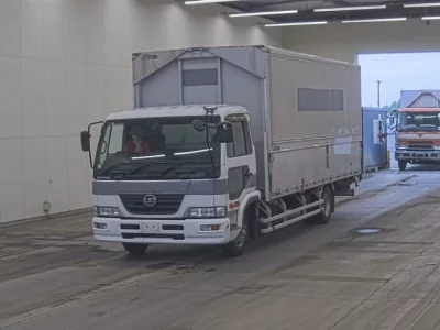 Nissan CONDOR
