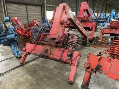 OTHERS UNIC CRANE