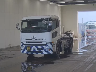 Nissan QUON