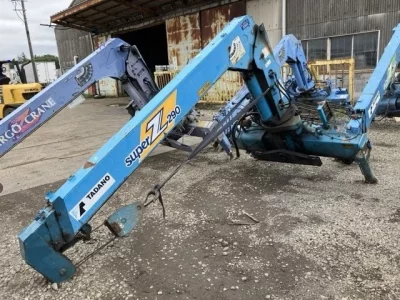 TADANO CRANE