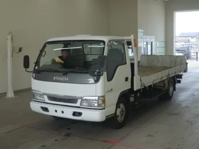 Isuzu ELF