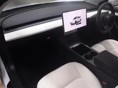 Tesla MODEL3