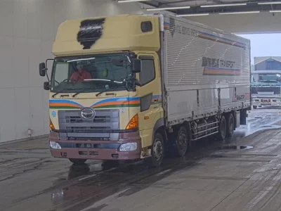 Hino PROFIA