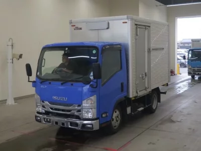 Isuzu ELF